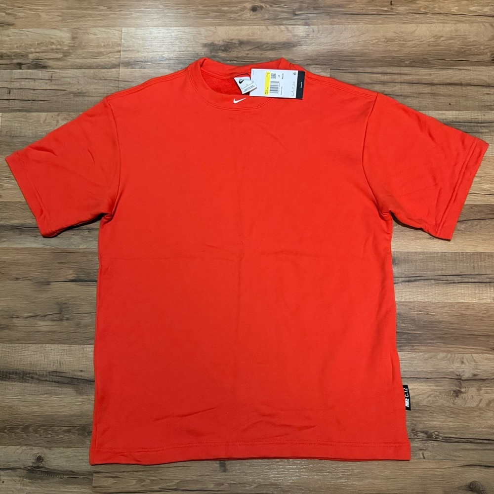 Nike Center Swoosh Short Sleeve